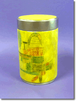 Fabio - Materiali: barattolo di latta, colore acrilico base, matite colorate